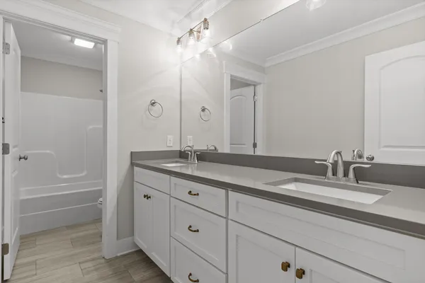 $529,900 | 7231 Neville Drive, Ooltewah, TN 37363