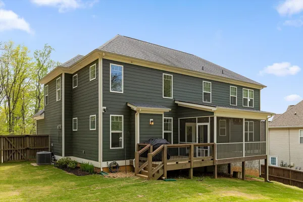 $529,900 | 7231 Neville Drive, Ooltewah, TN 37363