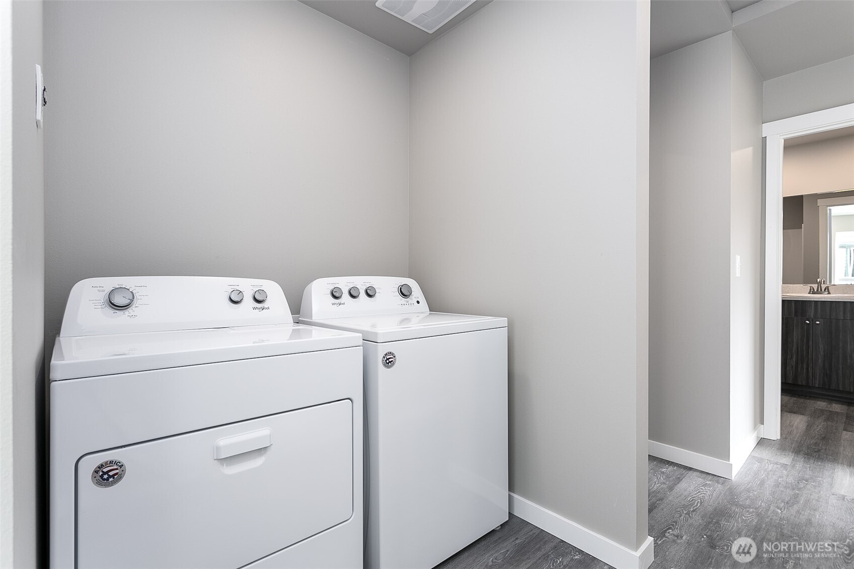 1817 Eastgate Loop Ferndale, WA 98248 - Photo 10 of 32 a utility room with dryer and washer