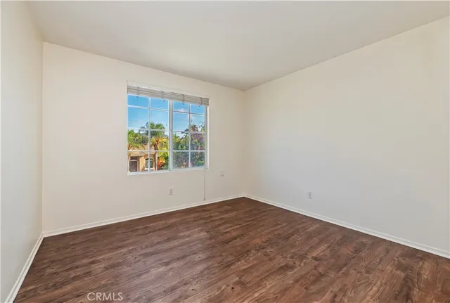 an empty room with window