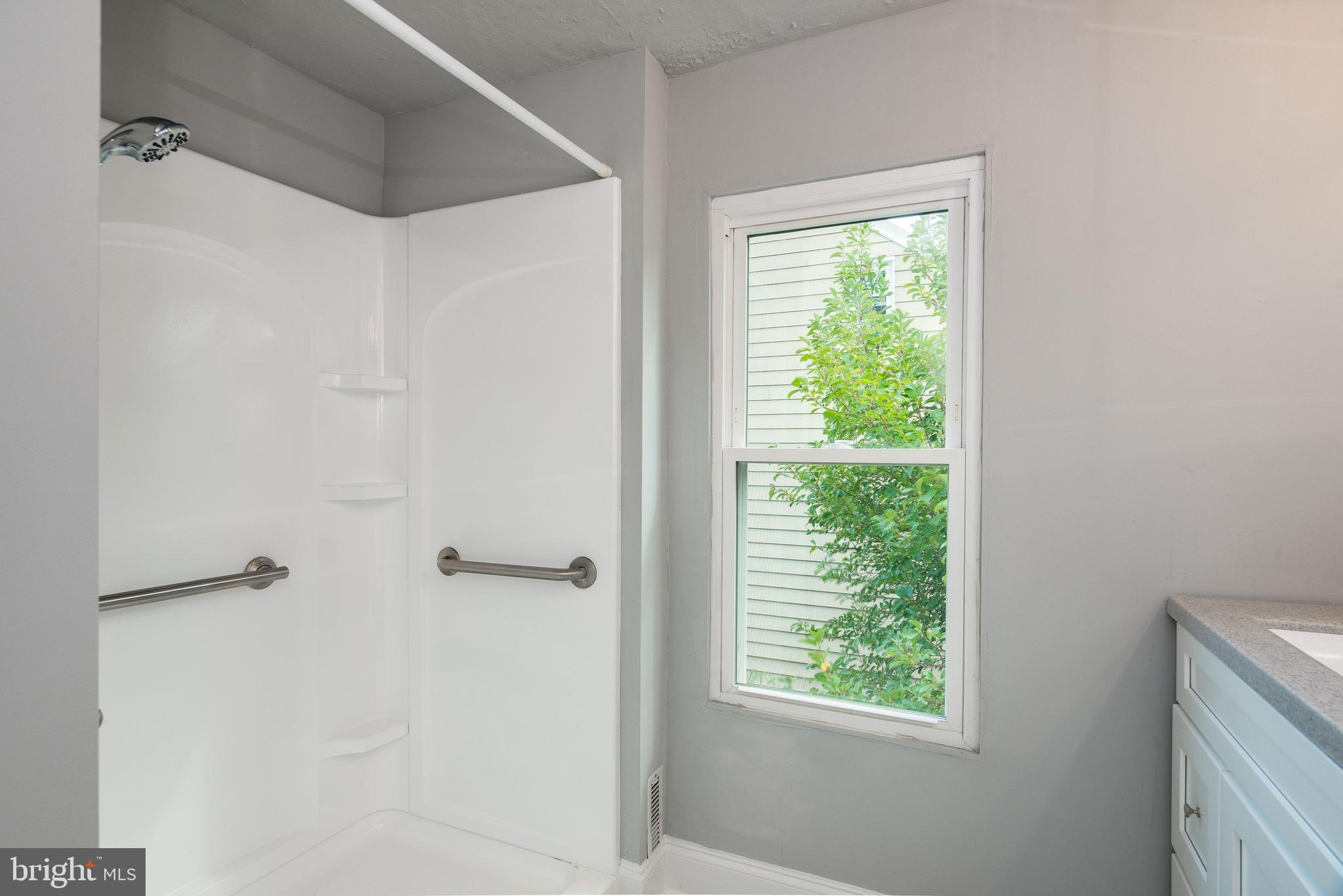 3522 Kutztown Road Reading, PA 19605 - Photo 17 of 29