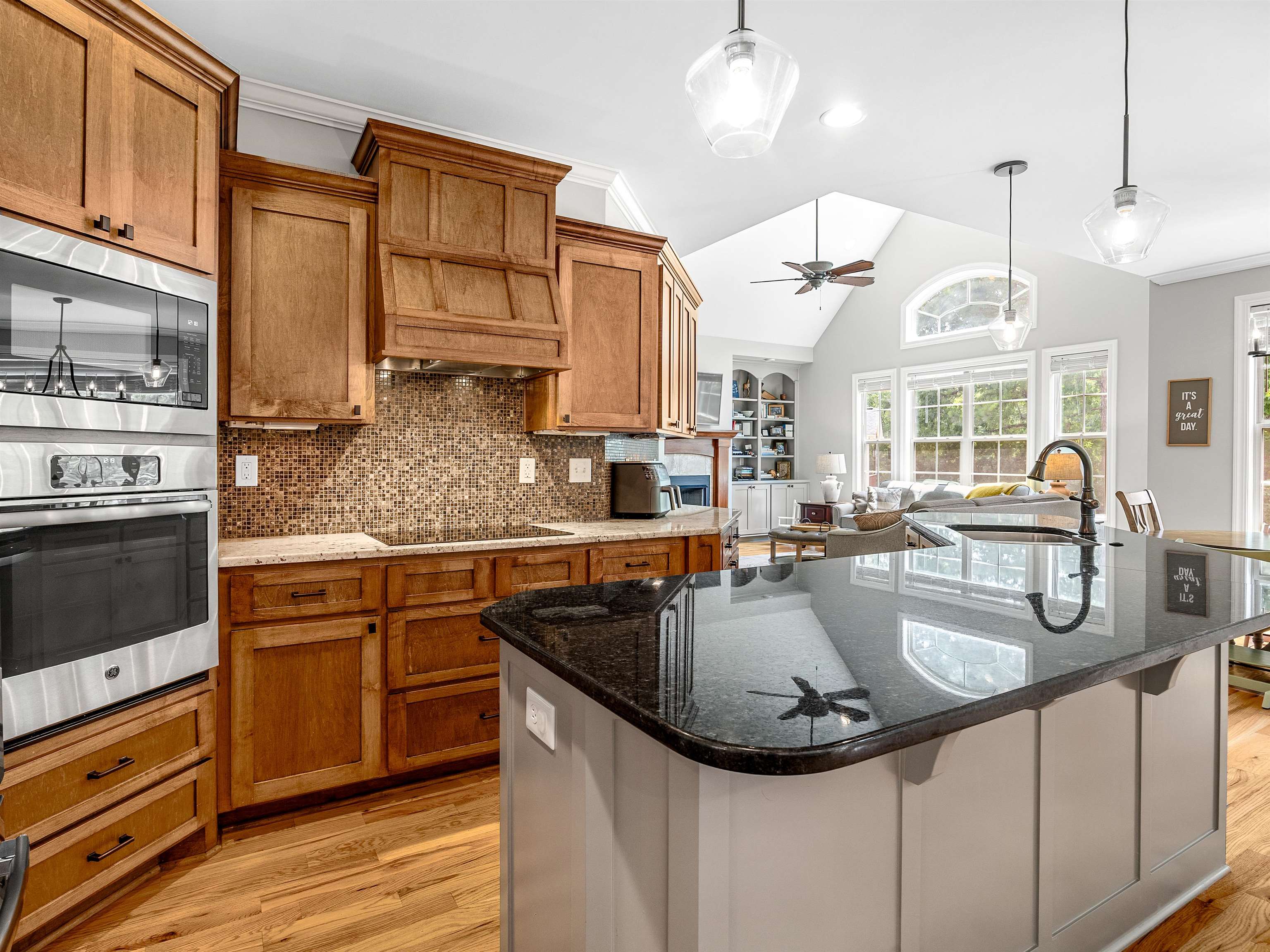 346 Roy Hall Way Campobello, SC 29322 - Photo 14 of 50