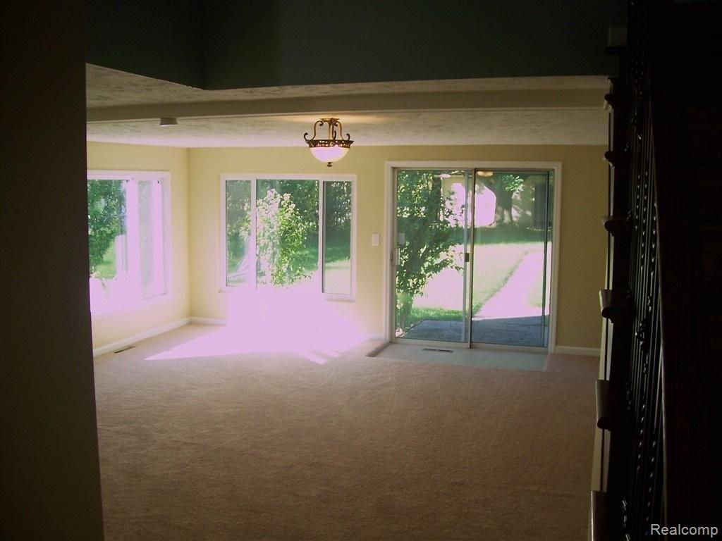 1263 Merry Road Waterford, MI 48328 - Photo 14 of 16 Merry 2 005.JPG