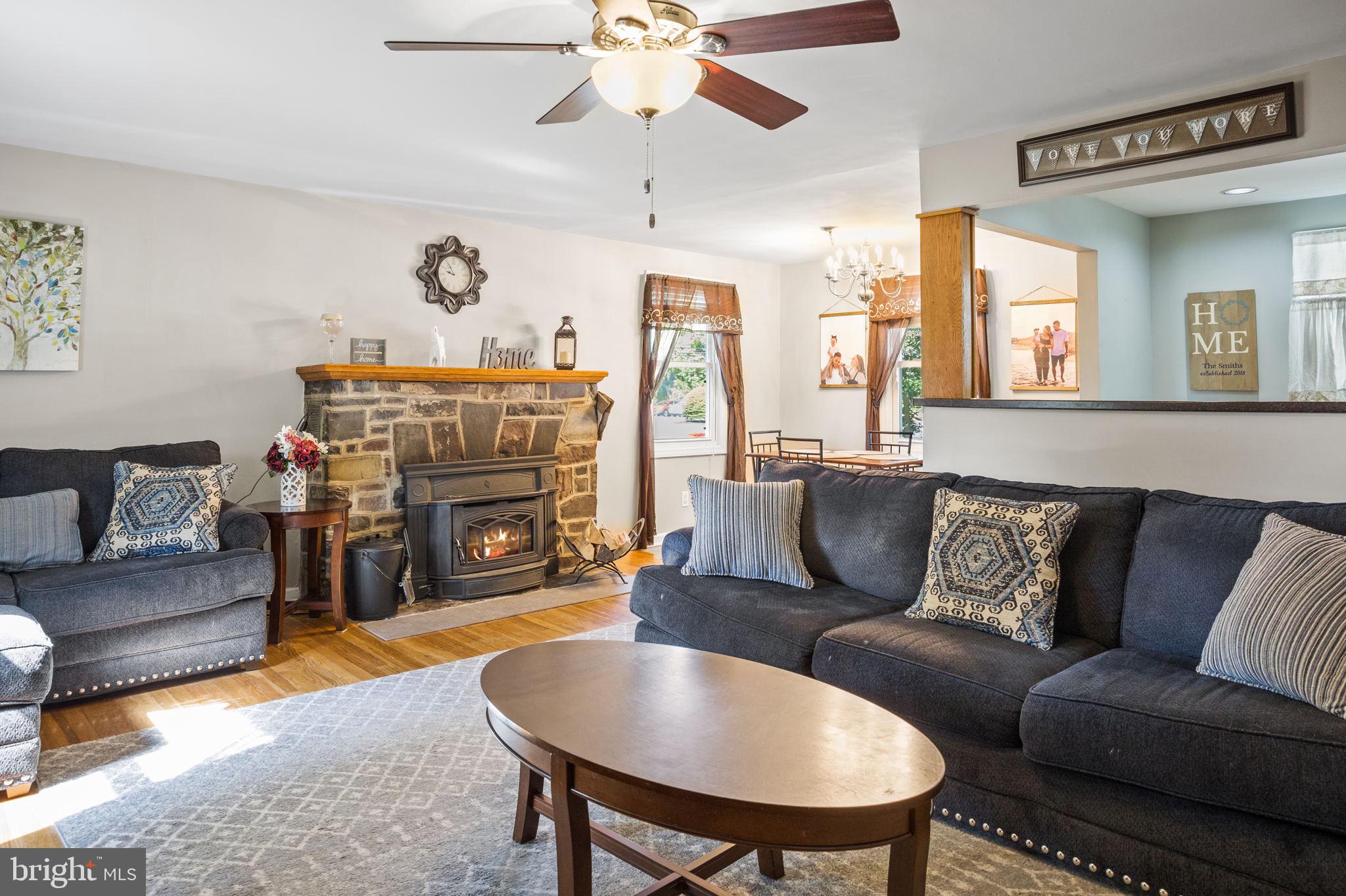 1103 West County Line Road Hatboro, PA 19040 - Photo 5 of 32