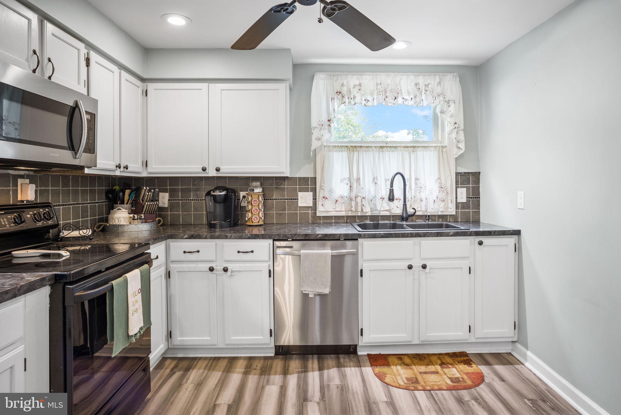 1103 West County Line Road Hatboro, PA 19040 - Photo 10 of 32