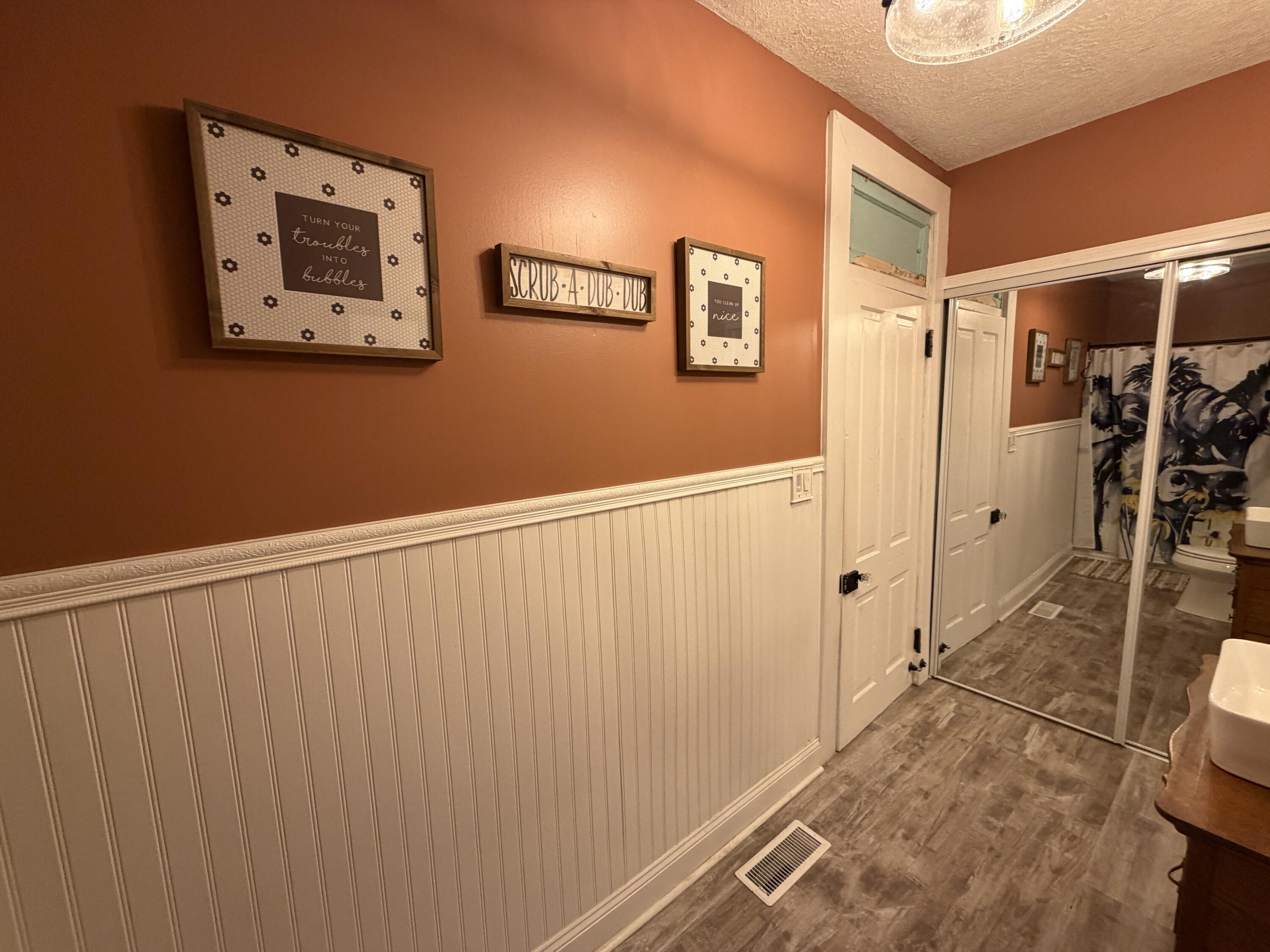12695 Kirkwood Road Sidney, OH 45365 - Photo 53 of 89 Bath