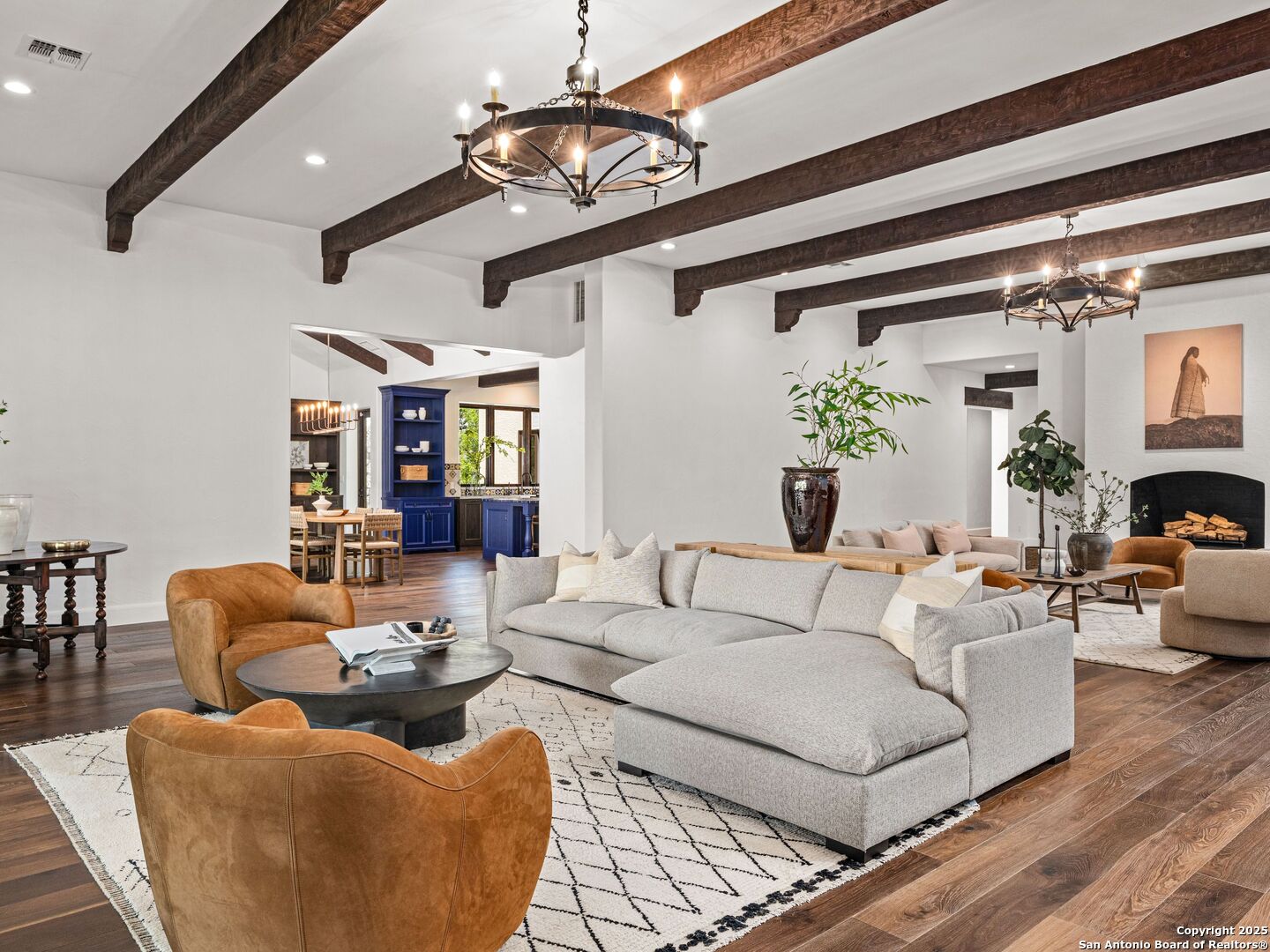 862 Grape Creek Road Fredericksburg, TX 78624 - Photo 58 of 90 a living room with furniture and a chandelier