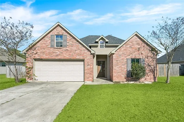 $210,000 | 22165 Fen Street, Ponchatoula, LA 70454