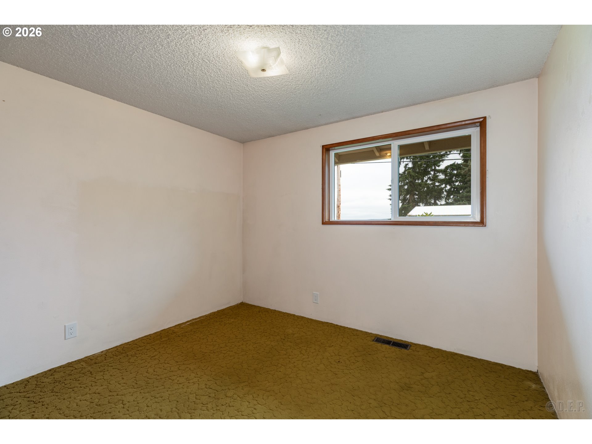 75093 Townsend Road Rainier, OR 97048 - Photo 17 of 36 Bedroom
