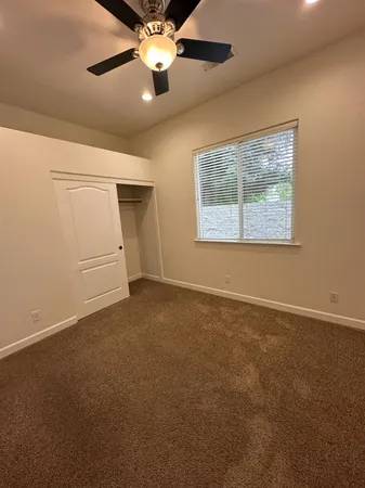 $2,600 | 7026 North Warren Avenue, Fresno, CA 93711