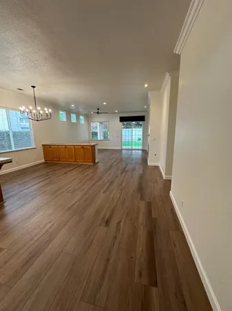 $2,600 | 7026 North Warren Avenue, Fresno, CA 93711