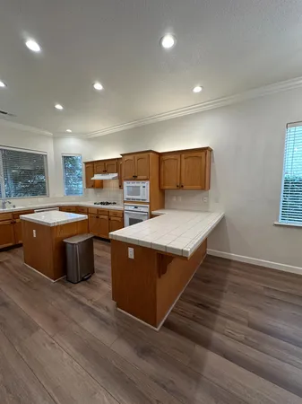 $2,600 | 7026 North Warren Avenue, Fresno, CA 93711