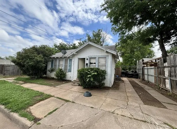 $35,000 | 2107 Ave I, Wichita Falls, TX 76309