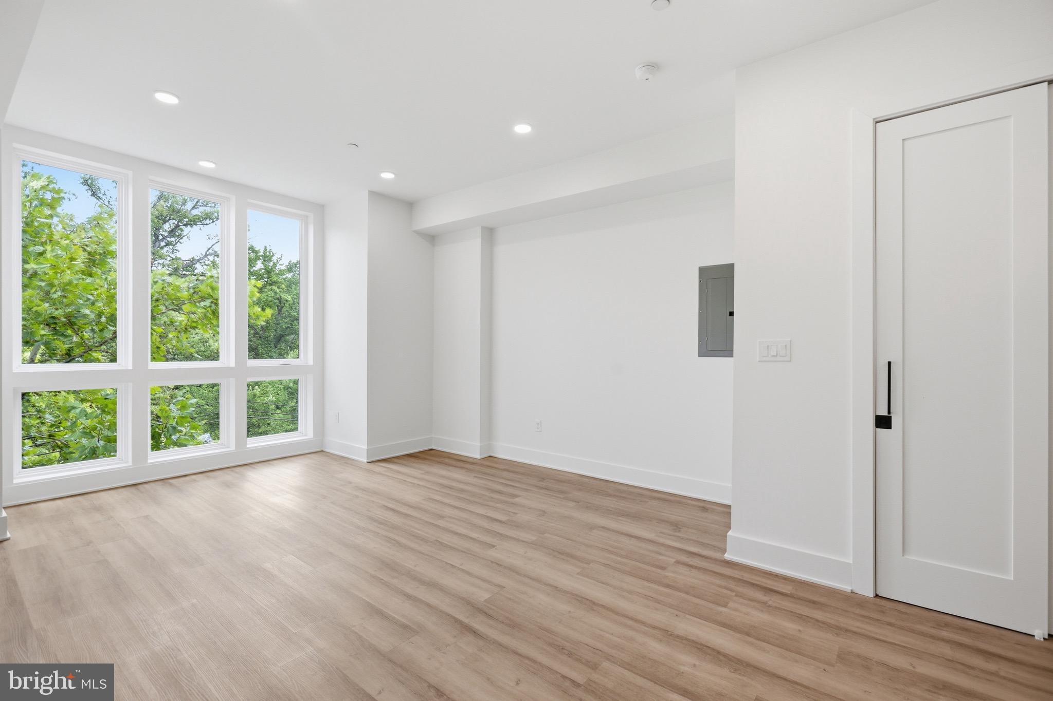2105 M Street Northeast, Unit PH1 Washington, DC 20002 - Photo 10 of 33 Gallery Image 10