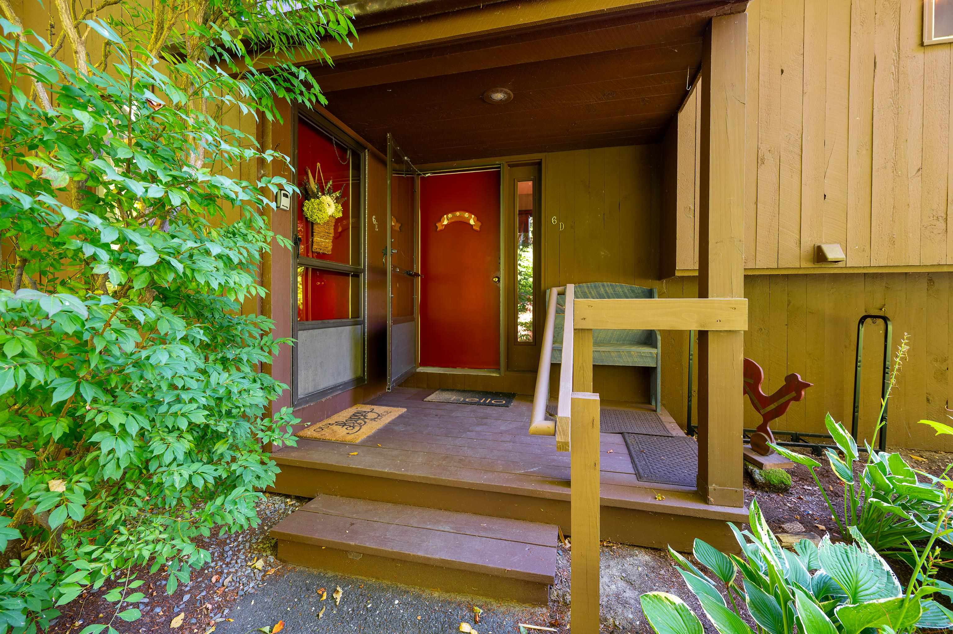 253 Old Quechee Road, Unit 6D Hartford, VT 05059 - Photo 1 of 33