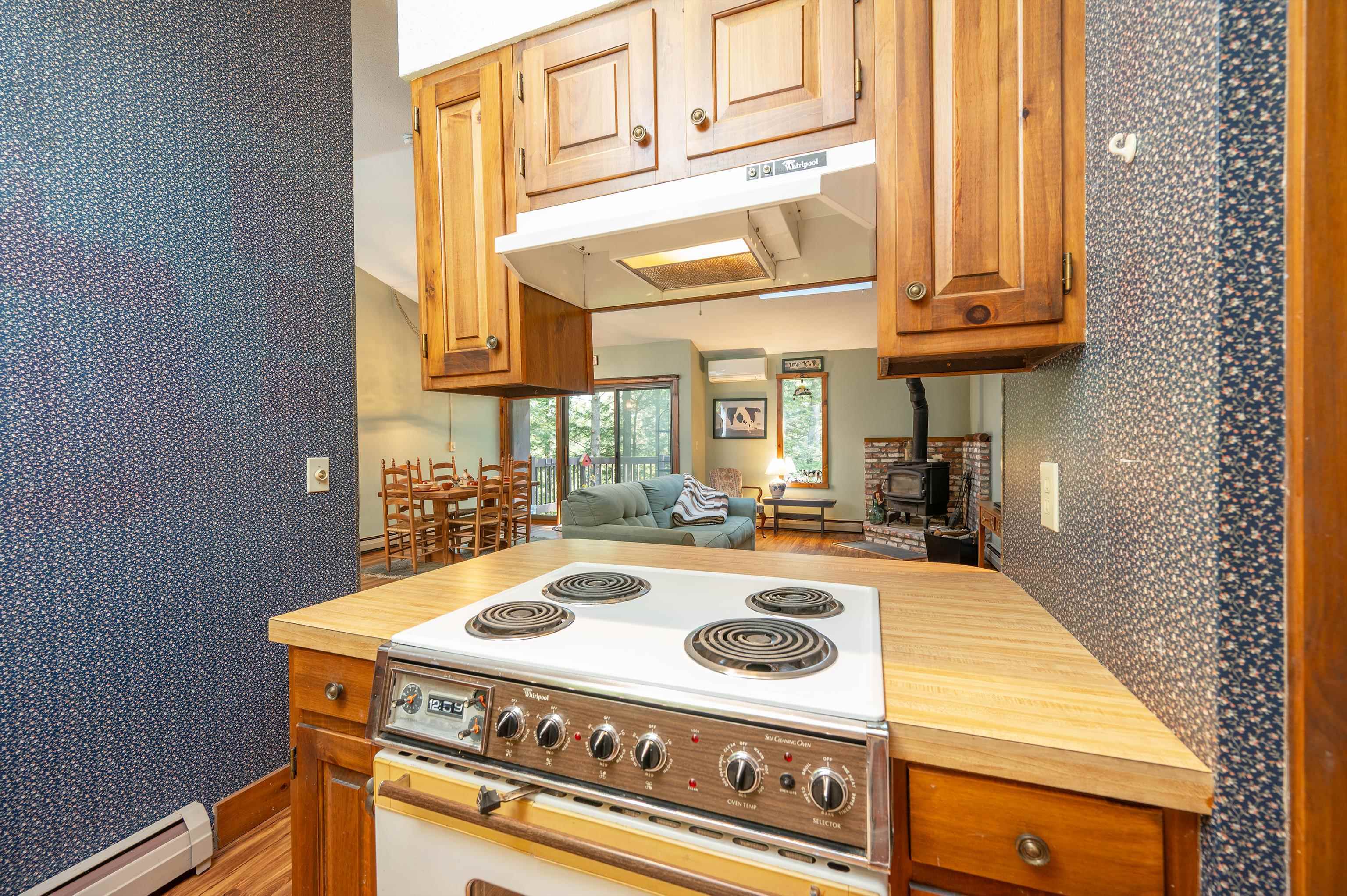 253 Old Quechee Road, Unit 6D Hartford, VT 05059 - Photo 13 of 33