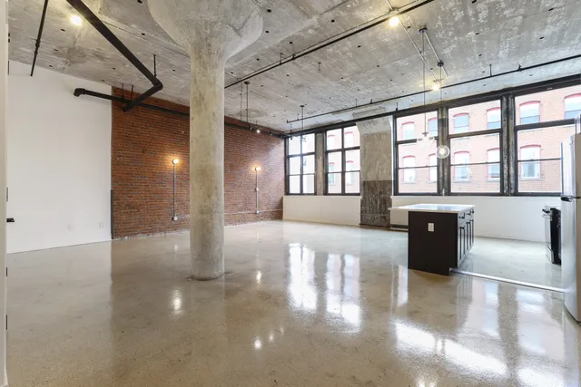 $6,800 | 63 North 3rd Street, Unit 413 | Williamsburg