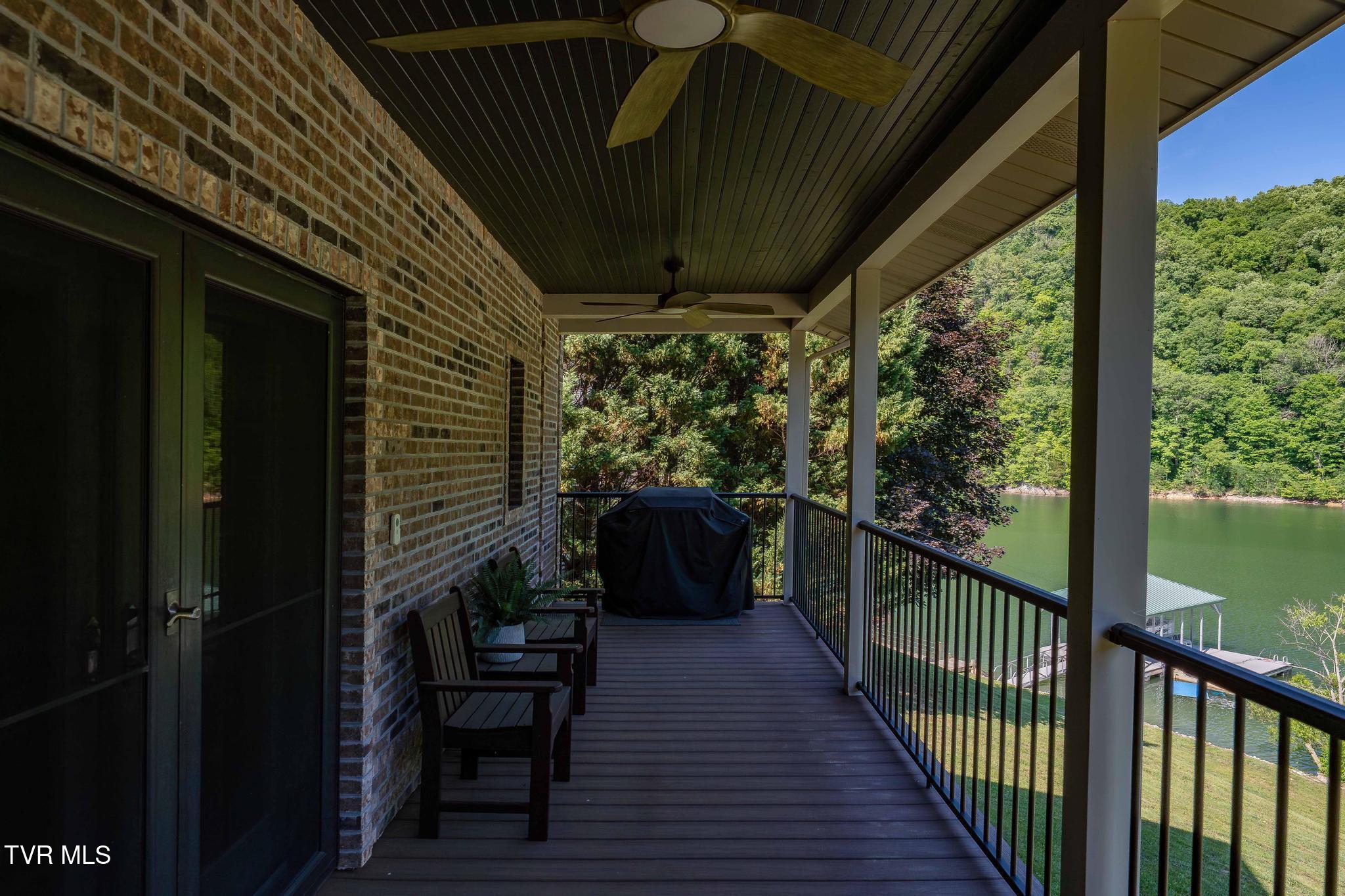 285 Cable Hollow Road Butler, TN 37640 - Photo 37 of 110 285 Cable Hollow Road (54 of 139)