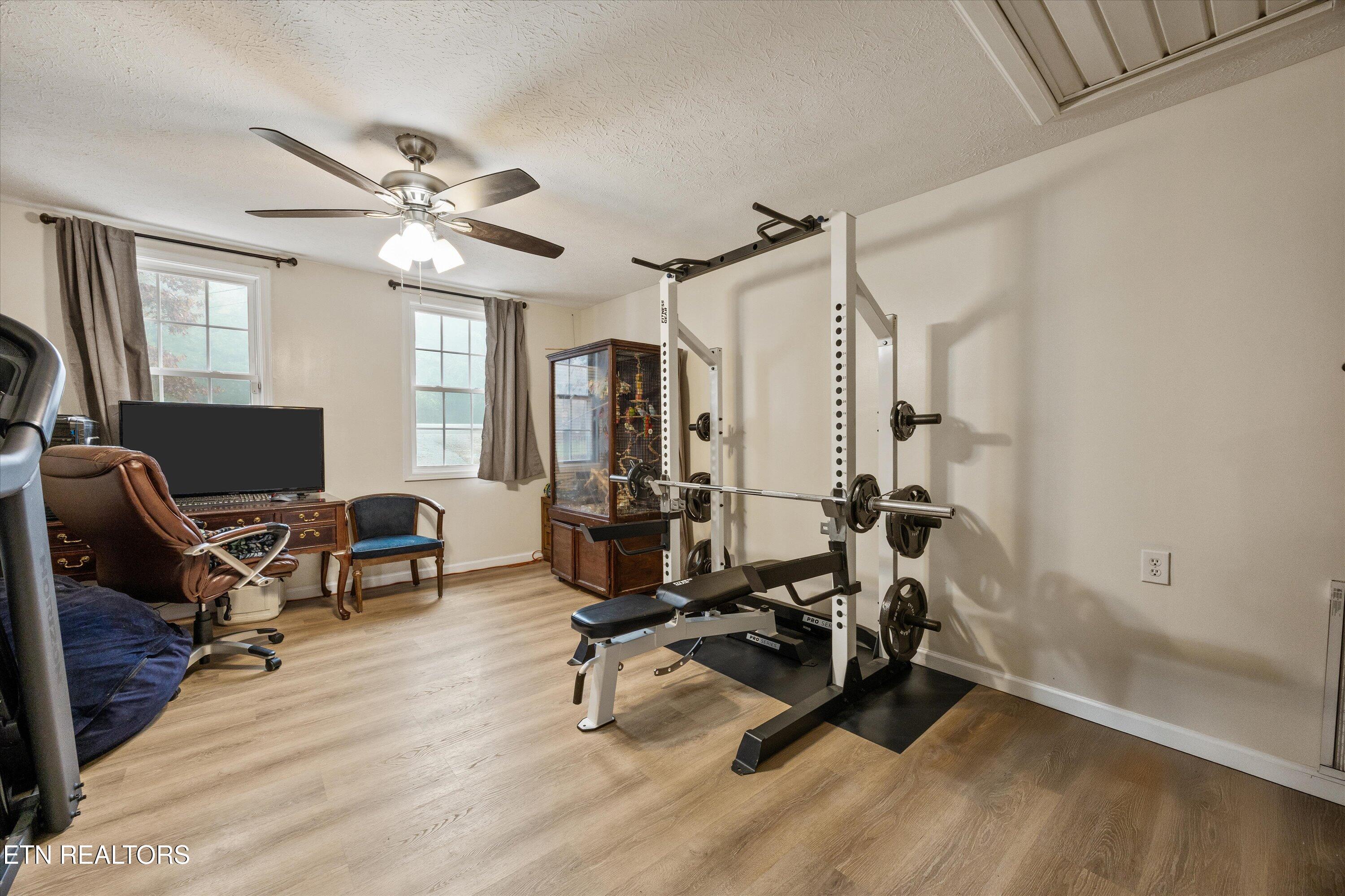 1909 Lawnville Road Kingston, TN 37763 - Photo 14 of 28 15-1909 Lawnville Rd11