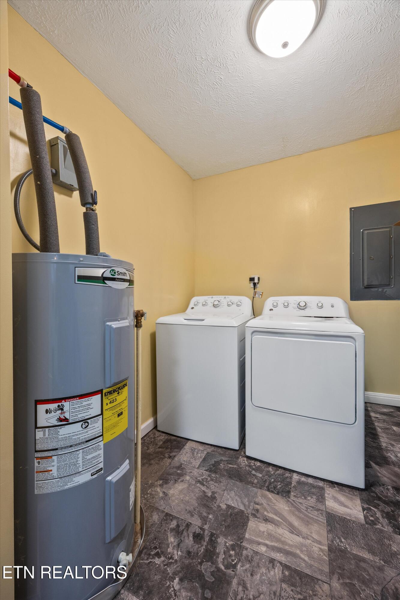 1909 Lawnville Road Kingston, TN 37763 - Photo 18 of 28 14-1909 Lawnville Rd10