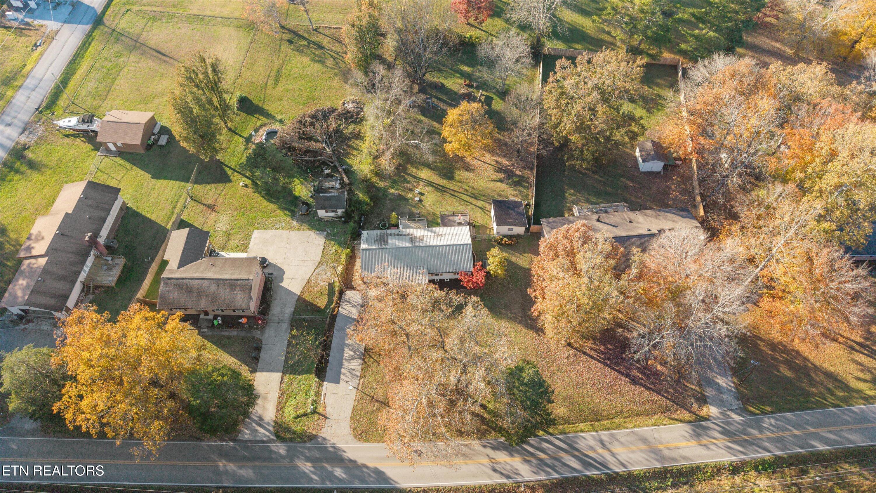 1909 Lawnville Road Kingston, TN 37763 - Photo 27 of 28 43-1909 Lawnville Rd -11