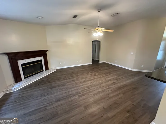 $1,900 | 104 St Helena Court, St. Marys, GA 31558