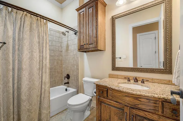 $849,000 | 1299 Shadow Lakes Drive, Wills Point, TX 75169