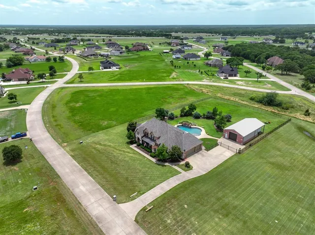 $849,000 | 1299 Shadow Lakes Drive, Wills Point, TX 75169