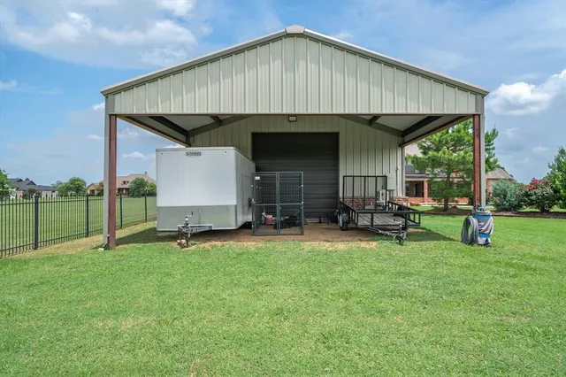 $849,000 | 1299 Shadow Lakes Drive, Wills Point, TX 75169