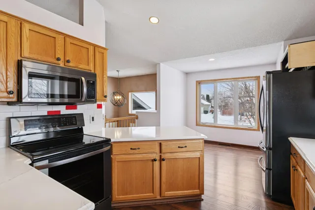 $418,500 | 14200 Belfast Court, Rosemount, MN 55068