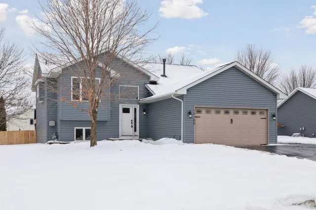 $418,500 | 14200 Belfast Court, Rosemount, MN 55068