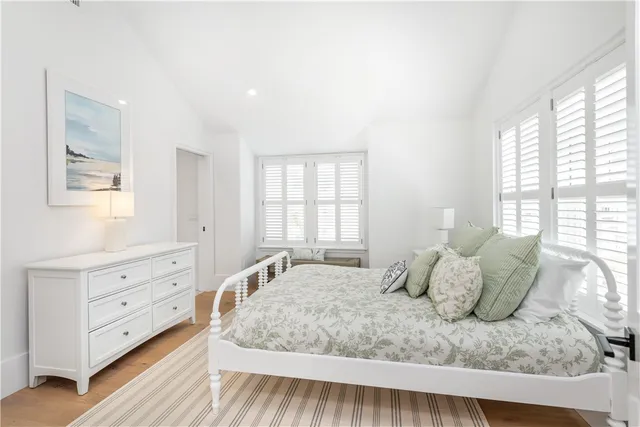 $10,000 | 15 High Street, Newport, RI 02840