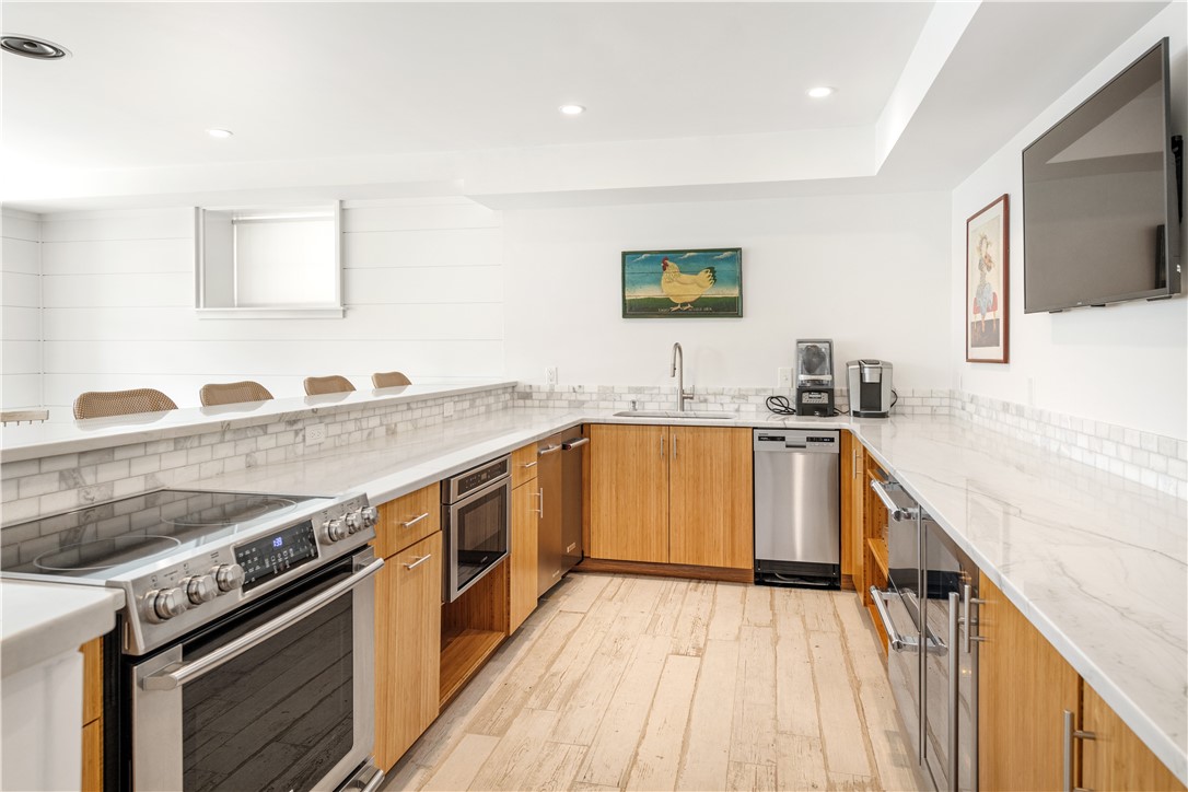 15 High Street Newport, RI 02840 - Photo 38 of 50 Lower level kitchen