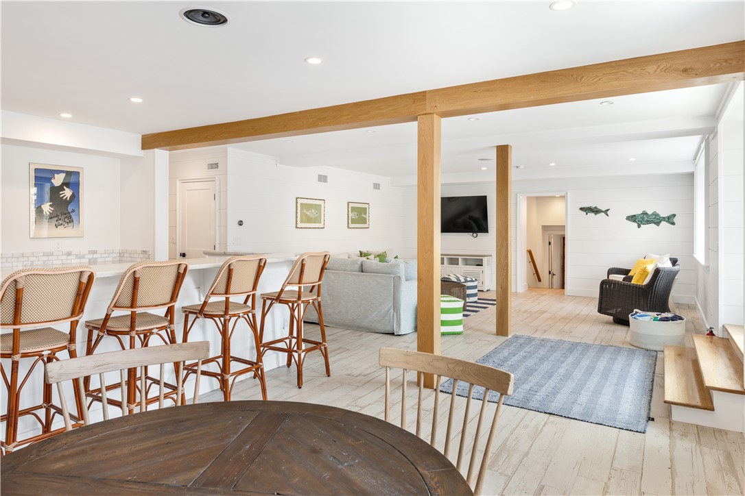 15 High Street Newport, RI 02840 - Photo 39 of 50