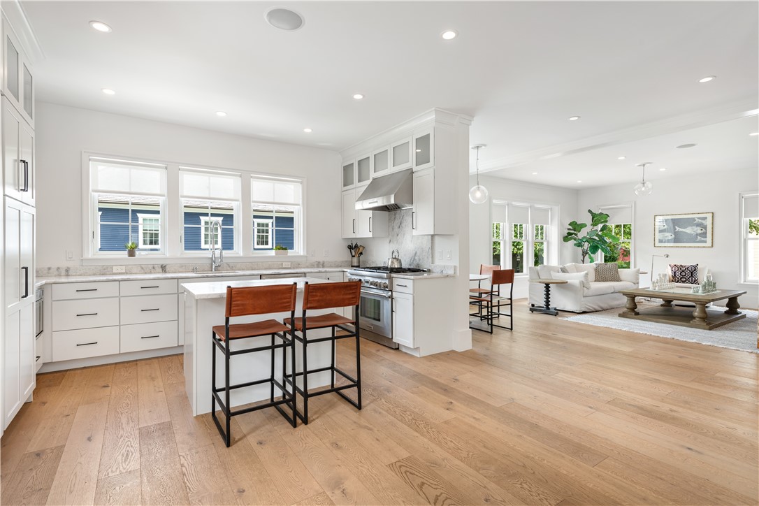 15 High Street Newport, RI 02840 - Photo 4 of 50