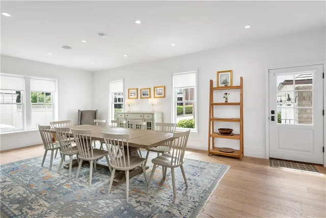 $10,000 | 15 High Street, Newport, RI 02840