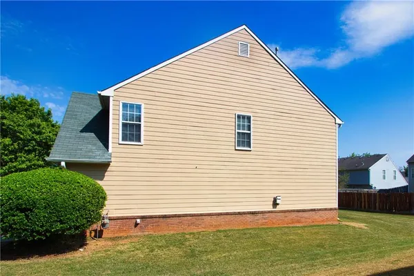 $2,800 | 3292 Shady Valley Court Southwest, Loganville, GA 30052