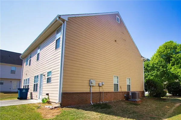 $2,800 | 3292 Shady Valley Court Southwest, Loganville, GA 30052