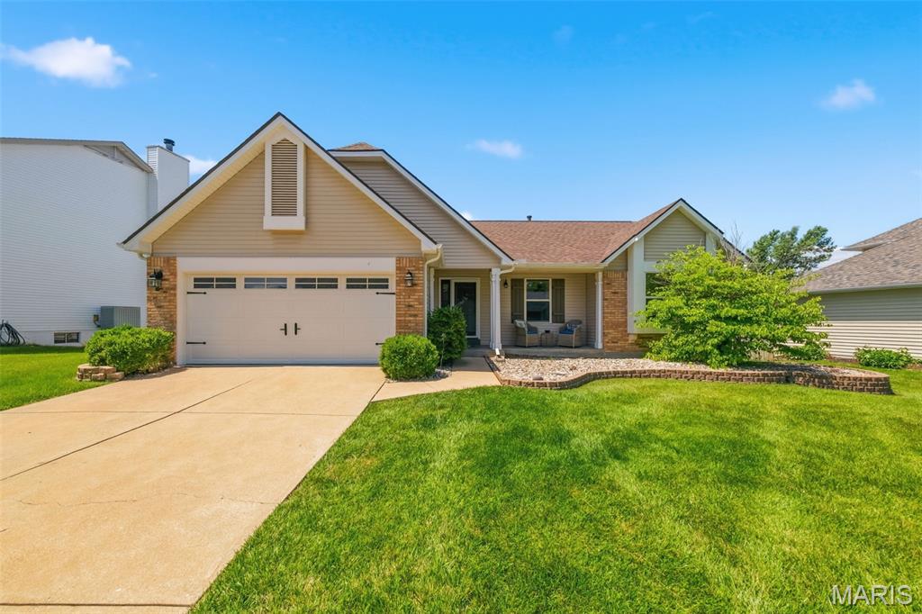 33 Georgetown Circle O'Fallon, MO 63368 - Photo 2 of 37