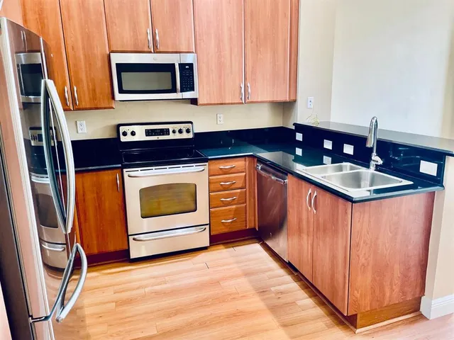 $3,400 | 801 South Olive Avenue, Unit 409, West Palm Beach, FL 33401