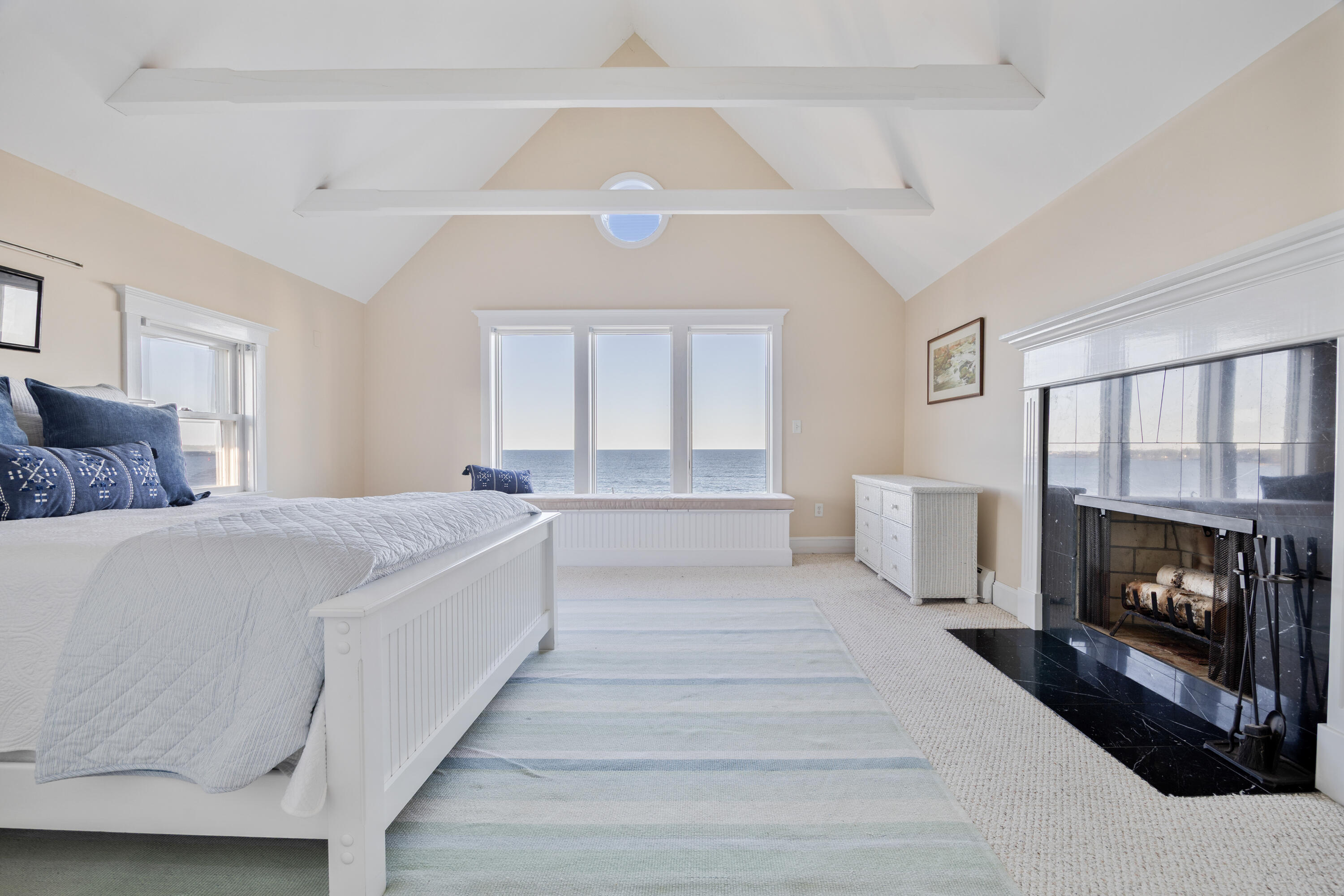 86 Ocean Ave Extension York, ME 03909 - Photo 15 of 21 Primary Bedroom