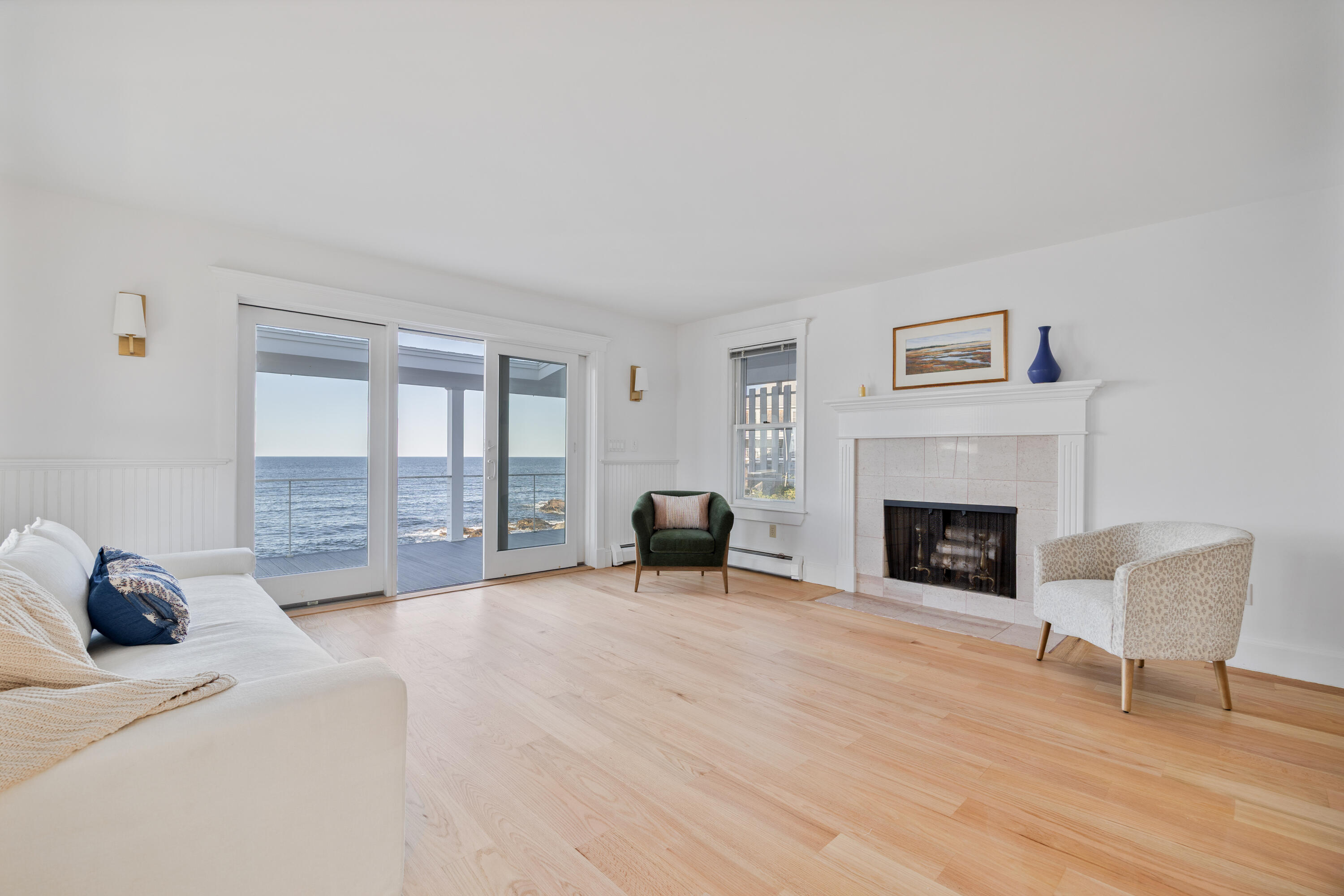 86 Ocean Ave Extension York, ME 03909 - Photo 8 of 21 Living Room