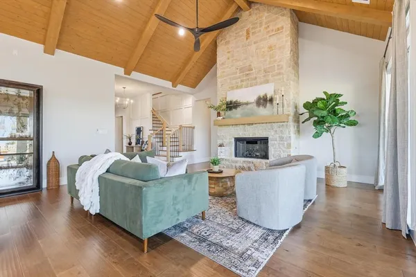 $1,050,000 | 122 Ozro Road, Venus, TX 76084