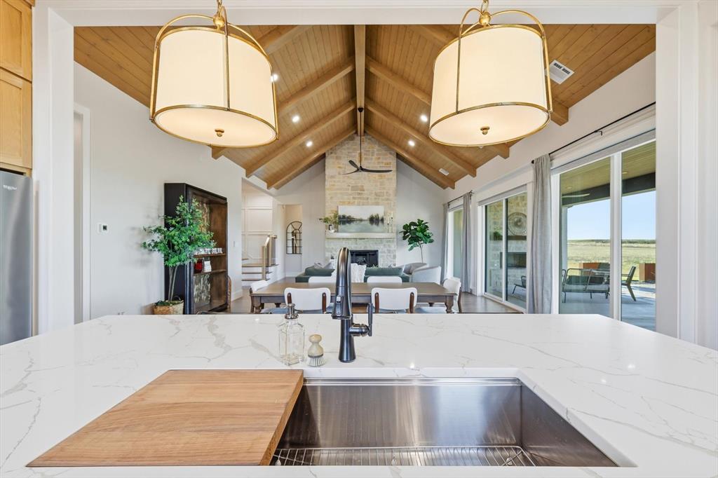 122 Ozro Road Venus, TX 76084 - Photo 18 of 40