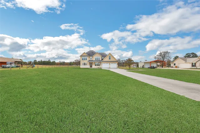 $685,000 | 22 O'Bannon Ranch Road, Huntsville, TX 77320