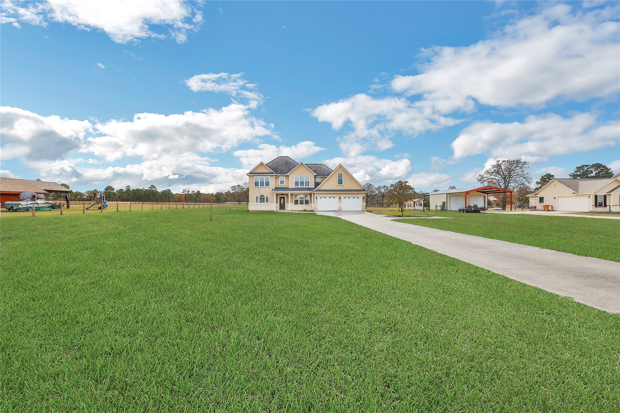 22 O'Bannon Ranch Road Huntsville, TX 77320 - Photo 2 of 35