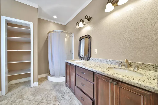 $685,000 | 22 O'Bannon Ranch Road, Huntsville, TX 77320