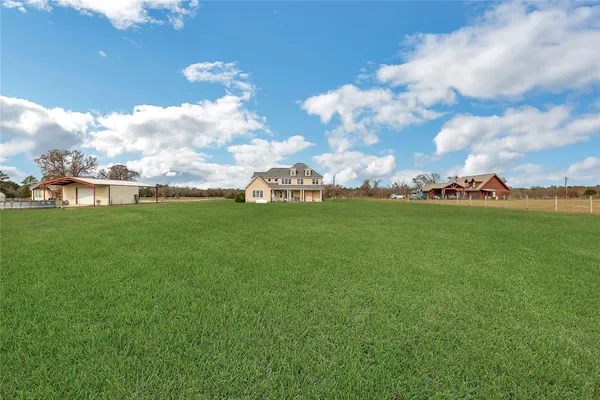 $685,000 | 22 O'Bannon Ranch Road, Huntsville, TX 77320