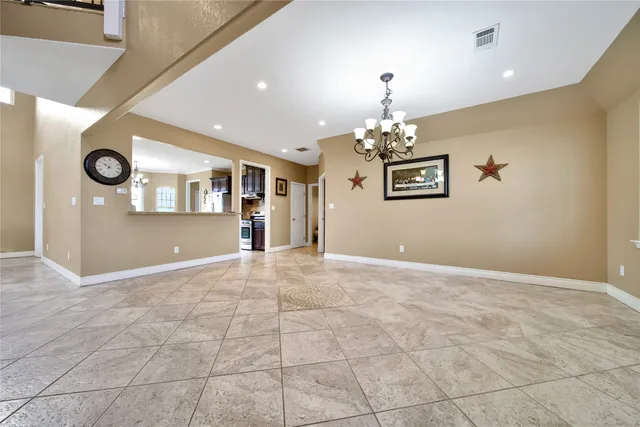 $685,000 | 22 O'Bannon Ranch Road, Huntsville, TX 77320