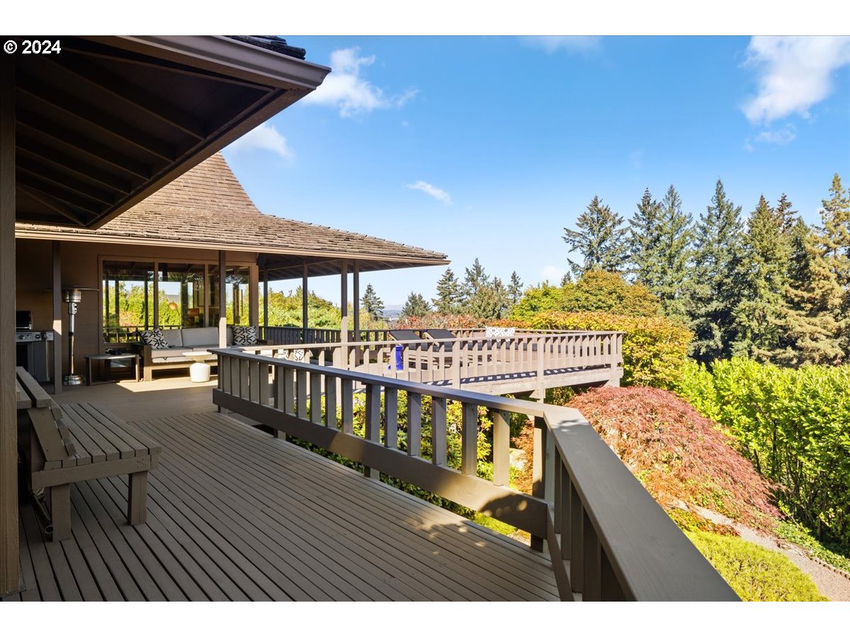 1871 South Palatine Hill Road Portland, OR 97219 - Photo 29 of 48 Gallery Image 29